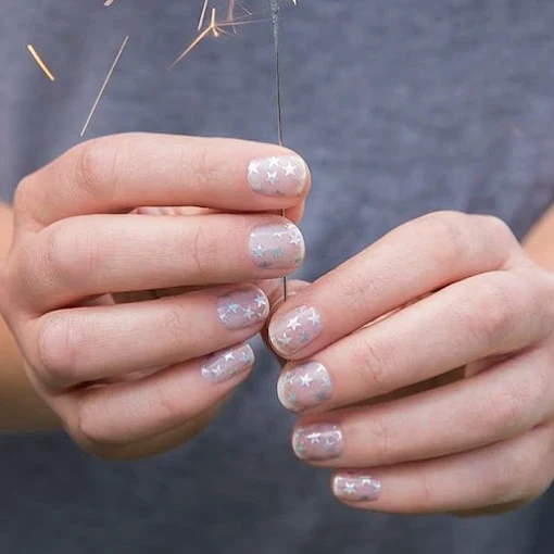 A subtle French sparkle